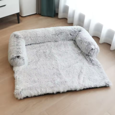 Multifunctional Cozy Dog Sofa — Comfort in the Car
