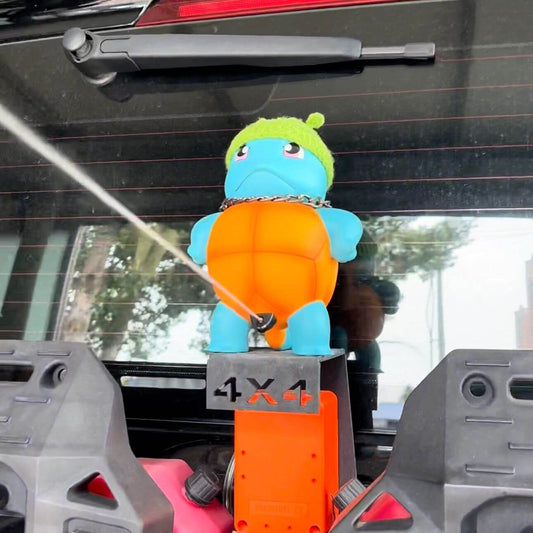 Figurina Spruzzatrice Auto — Un Getto D'Acqua Che Fa Sorridere