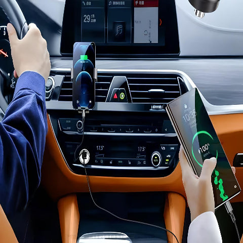 Kompaktní automobilová nabíječka – dvojitý USB port a rychlé nabíjení 