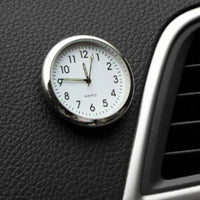 Mini Orologio Auto – Visualizzazione Analogica Chiara e Facile Fissaggio 