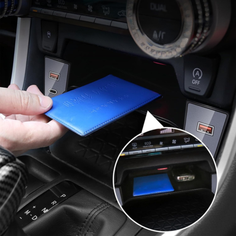 Car USB Hub — Fast Charging and Discreet Installation 