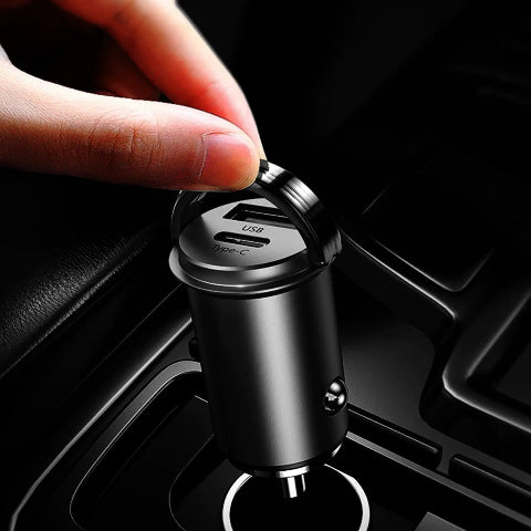 Kompaktní automobilová nabíječka – dvojitý USB port a rychlé nabíjení 