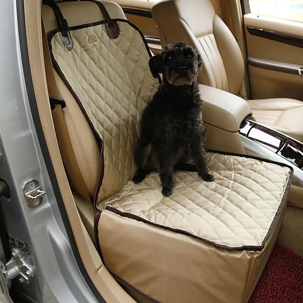 犬用の高いカーシート — 旅行中の快適さと安全性 